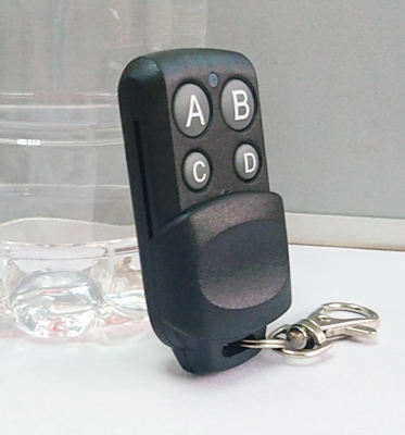 Controle remoto wireless 4 canais - em uso